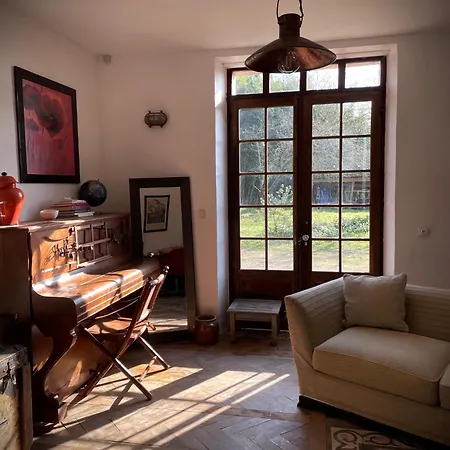 Souslens, 40 Alojamento de Acomodação e Pequeno-almoço