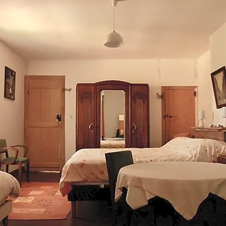 Souslens, 40 Bed and breakfast